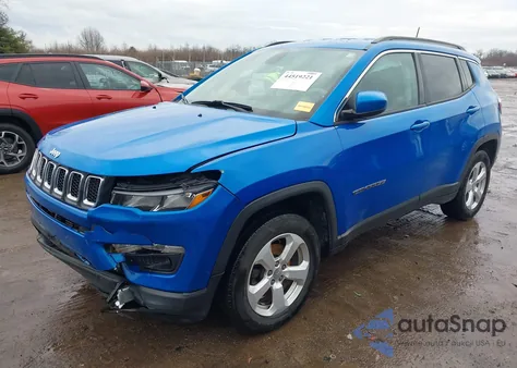 2018 Jeep Compass Latitude 4X4 из США, поврежденный, VIN 3C4NJDBBXJT155037